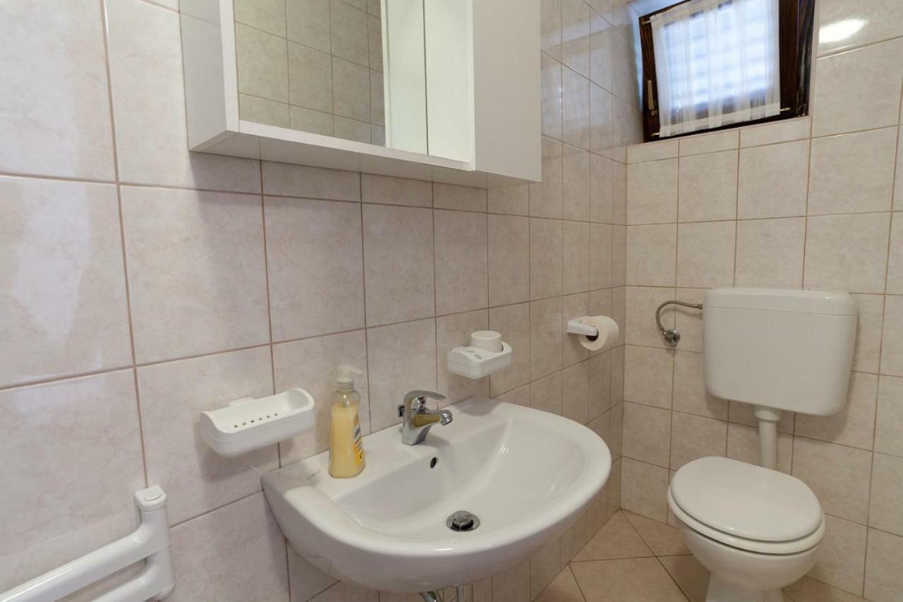 Apartament Karagic Krk Town Zewnętrze zdjęcie
